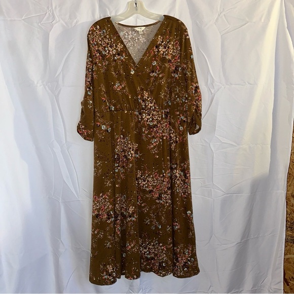 Brown dress flowers 1X 16-18W fall winter ruched sleeves faux wrap v neck floral - Picture 4 of 14